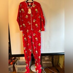 LOONEY TUNES JENNY GIRL TWEETY BIRD ONEIS RED/YELLOW/WHITE CHRISTMAS WOMEN’S S